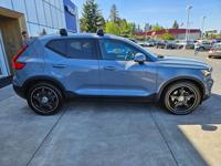 2020 Volvo XC40 Momentum Lynnwood, WA - Image 5