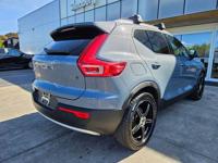 2020 Volvo XC40 Momentum Lynnwood, WA - Image 6