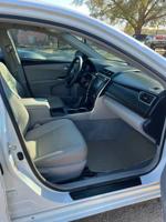 2015 Toyota Camry White Spring - Image 9