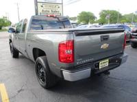 2011 Chevrolet Silverado Ext Cab 4x4 *ONLY 81,000 LOW MILES* CLEAN ! ! WE FINANCE BAD CREDIT OR NO CREDIT @ RING Aautosales.com - Image 4