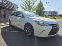 2016 Toyota Camry SE Downers Grove - Image 4
