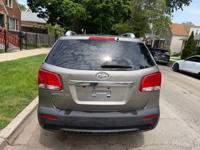 2012 Kia sorento - Image 9