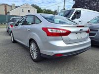 2012 Ford Focus SEL 4dr Sedan long island - Image 5