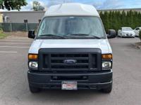 2013 Ford Econoline E150 Wheelchair Van -1 OWNER / 44 RECORDS / 40K MI Wheeelchair van in beaverton - Image 7