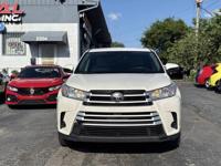 2017 Toyota Highlander LE 4dr SUV (2.7L I4) CRYSTAL AUTO SALES ~ NASHVILLE - Image 3