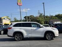 2017 Toyota Highlander LE 4dr SUV (2.7L I4) CRYSTAL AUTO SALES ~ NASHVILLE - Image 5