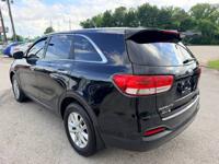2017 Kia Sorento Lx”One Owner “ West Mount Houston - Image 4