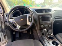 2017 Chevrolet Traverse LT "ONE OWNER " C - Image 9