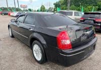 2010 Chrysler 300 Touring "CASH PRICE " West Mount Houston - Image 4