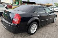 2010 Chrysler 300 Touring "CASH PRICE " West Mount Houston - Image 5