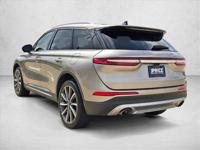 2020 Lincoln Corsair Reserve SUV AUTONATION Call (281) 769-1529 or MESSAGE/CHAT to confirm availability - Image 8