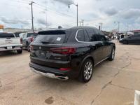 2022 BMW X5 x Drive40i AWD 4dr Sports Activity Vehicle - Home of the ZERO Down ZE + SOUTHWEST CAR SALES - Image 6