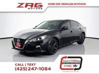 2021 Nissan Altima 2.5 SR Sedan 4D _Nissan_ _Altima_ _Sedan_ - Image 2
