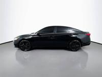 2021 Nissan Altima 2.5 SR Sedan 4D _Nissan_ _Altima_ _Sedan_ - Image 3