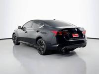 2021 Nissan Altima 2.5 SR Sedan 4D _Nissan_ _Altima_ _Sedan_ - Image 4
