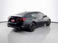 2021 Nissan Altima 2.5 SR Sedan 4D _Nissan_ _Altima_ _Sedan_ - Image 6
