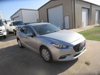 2018 mazda 3 sedan automatic - Image 3