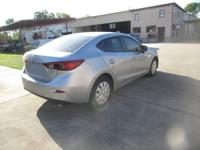 2018 mazda 3 sedan automatic - Image 4