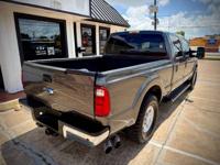 2016 Ford F250 Super Duty XLT 6.7L Power Stroke Car Fax Soth Houston - Image 6