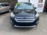 2017 FORD ESCAPE SE 4x4 Ozone park - Image 4