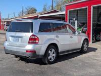 2008 Mercedes-Benz GL Class 4MATIC 4dr 4.6L _Mercedes-Benz_ _GL Class_ _Sedan_ - Image 7