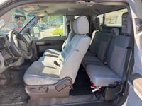 **2016 Ford F-350 XLT Super Cab w/ 9 FT Reading Service Body!! Lancaster Ave., Malvern, PA - Image 9