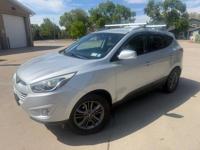 2014 Hyundai Tucson SE. 135000 mikes