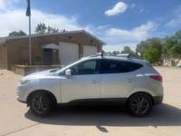 2014 Hyundai Tucson SE. 135000 mikes - Image 5
