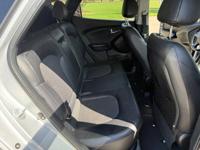 2014 Hyundai Tucson SE. 135000 mikes - Image 7