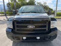 2005 Ford Excursion Limited 4x4 6.8L V10 145K Miles Clean CARFAX - Image 3