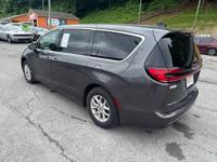 2023 Chrysler Pacifica Touring L Clinton Hwy Knoxville Tn 37912 - Image 6