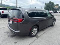 2023 Chrysler Pacifica Touring L Clinton Hwy Knoxville Tn 37912 - Image 8