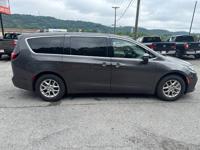 2023 Chrysler Pacifica Touring L Clinton Hwy Knoxville Tn 37912 - Image 9