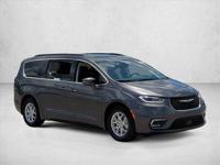 2022 Chrysler Pacifica Touring L AUTONATION Call (904) 329-7804 or MESSAGE/CHAT to confirm availability - Image 4
