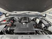 2017 Chevrolet Suburban LT 4x4 4D SUV Jacksonville Florida - Image 5