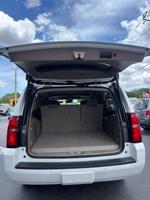2017 Chevrolet Suburban LT 4x4 4D SUV Jacksonville Florida - Image 7
