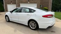 2019 Ford Fusion Hybrid SE - Runs Great Canton - Image 4