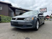 **2012** VOLKSWAGEN JETTA SE AUTO. Blend of Practicality & Style! Lynnwood - Image 2