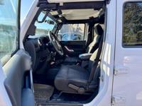 **2012** JEEP WRANGLER SAHARA, OFF ROAD MASTER, BUILT FOR ADVENTURE!! Lynnwood - Image 10