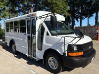 2007 CHEVY EXPRESS 3500 33K.MI.15PASS.CUTAWAY KIDS CARE VAN***SALE*** PORTLAND OREGON - Image 2