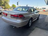 2001 HONDA ACCORD EX 5-SPEED MANUAL! 220K MILES! CASH SPECIAL!!! S BROADWAY ENGLEWOOD CO 80113 - Image 5