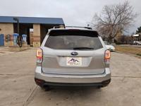 2017 Subaru Forester 2.5 Premium AWD Lakewood - Image 5