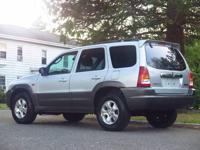 2003 Mazda Tribute ES V6 4WD 4dr SUV East Brunswick, NJ - Image 4