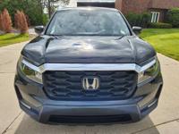 2023 Honda Passport EX-L AWD **19K MILES** Tower Rd Mundelein, IL 60060 - Image 4