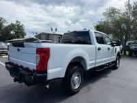 2021 Ford F-350 F350 F 350 Super Duty XL 4x4 4dr Crew Cab 8 ft. LB SRW Pickup + Gator Truck Center of Ocala - Image 5