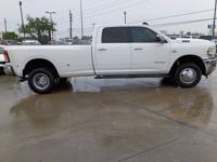 19 RAM 3500 B Horn 4x4 Big Horn 4dr Crew Cab 8 ft LB DRW Financing Avai Houston - Image 8