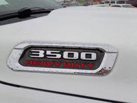 19 RAM 3500 B Horn 4x4 Big Horn 4dr Crew Cab 8 ft LB DRW Financing Avai Houston - Image 10