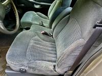 2000 CHEV S-10 ONLY 74,000 MILES NICEST ONE WE HAVE EVER SEEN!!! STAMFORD - Image 7
