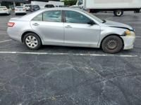 2011 Toyota camry LE * RUNS & DRIVES GOOD * MARIETTA - Image 3