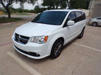 17 DODGE GRAND CARAVAN SXT MOBILITY HANDICAP WHEELCHAIR POWER RAMP VAN Irving, TX - Image 5